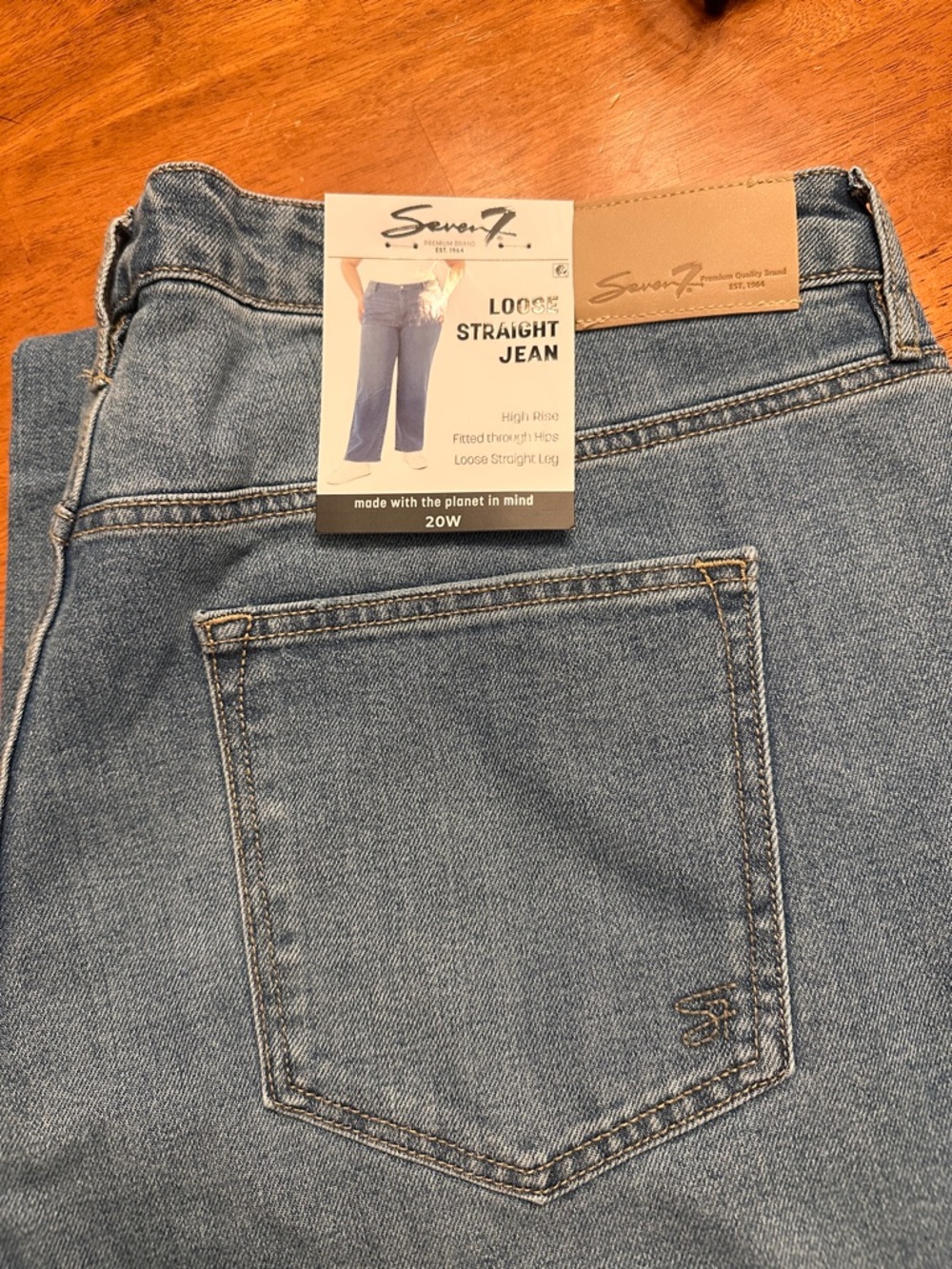 Seven7 Loose Straight Jeans - Light Blue